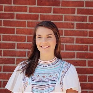 Meet your Posher, Abby